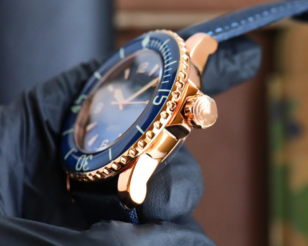 Customized watch, 42mm, sapphi - Canvas Strap Watch reseña y precio